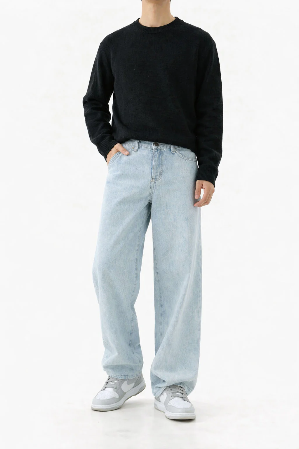 Blue Fade Out Loose Straight Fit Jeans - Image 6