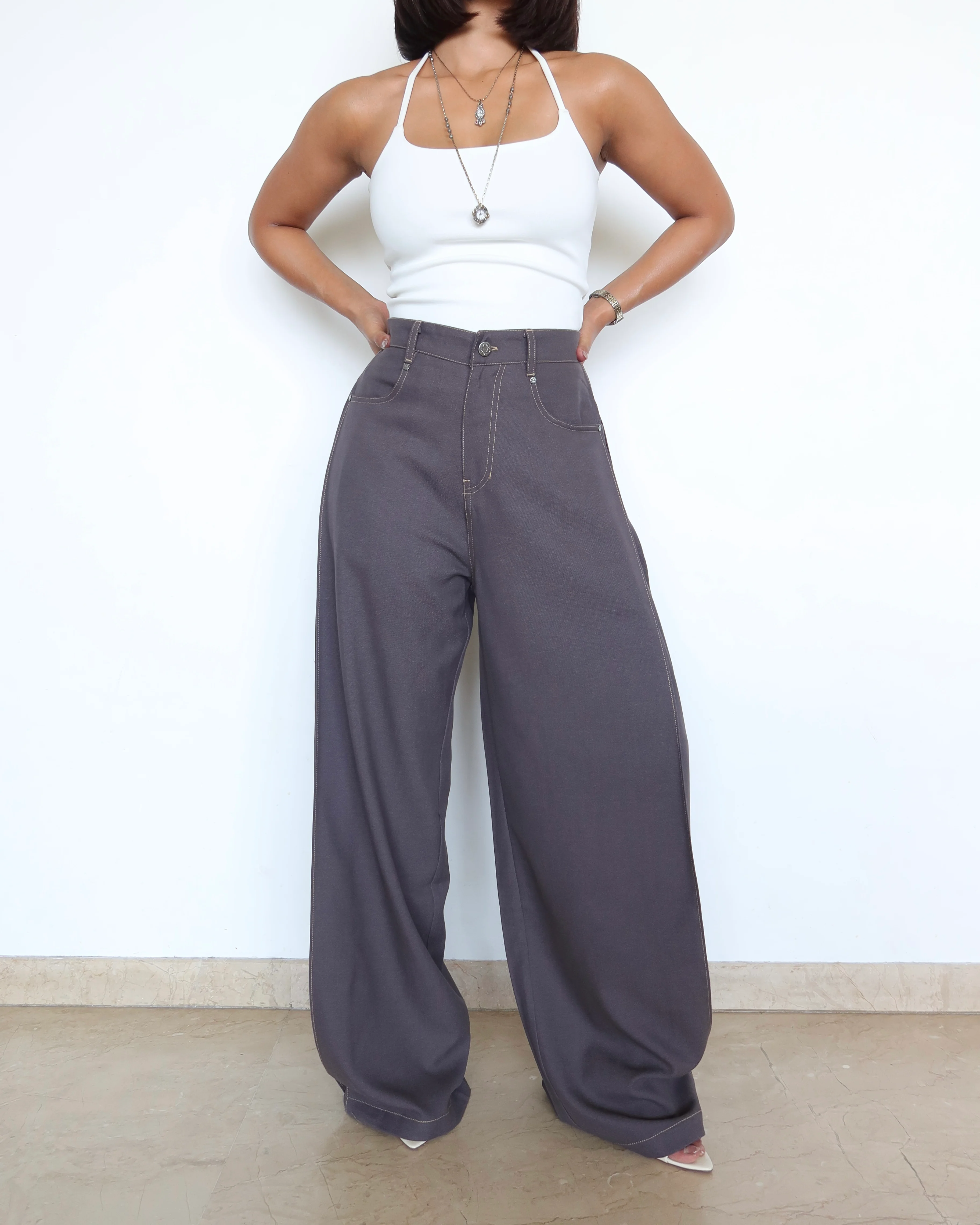 Denim-Inspired Pleated Pants - Image 12