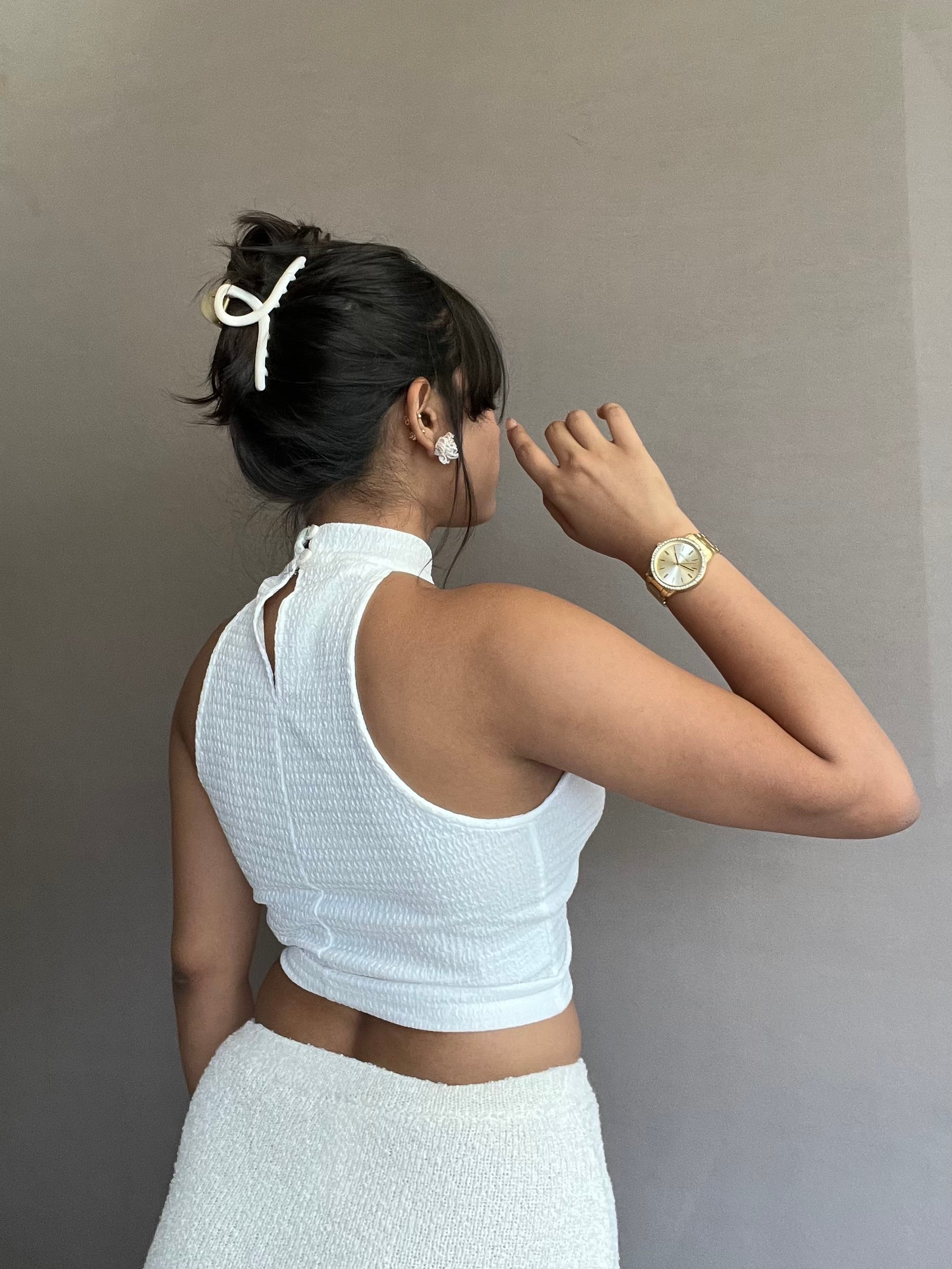 Unique Chic Irregular Halter Neck Top - Image 6