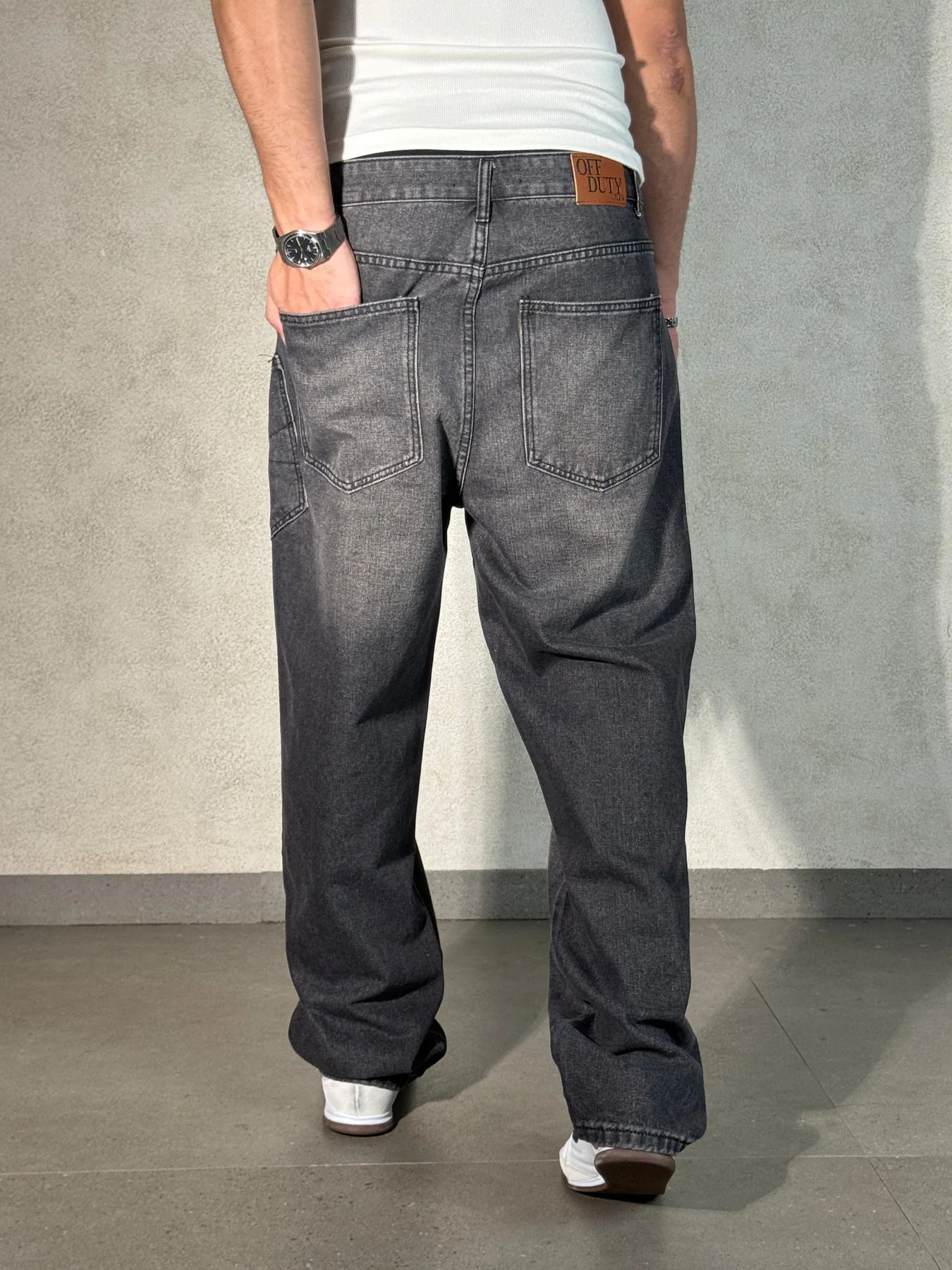 Vector Edge Pocket Straight Jeans - Image 11